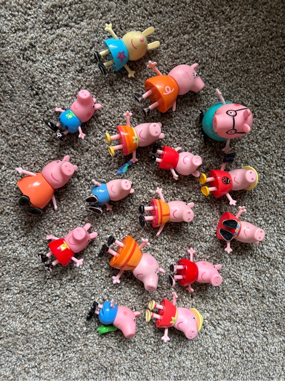Peppa Pig Mini Dolls Figures Lot